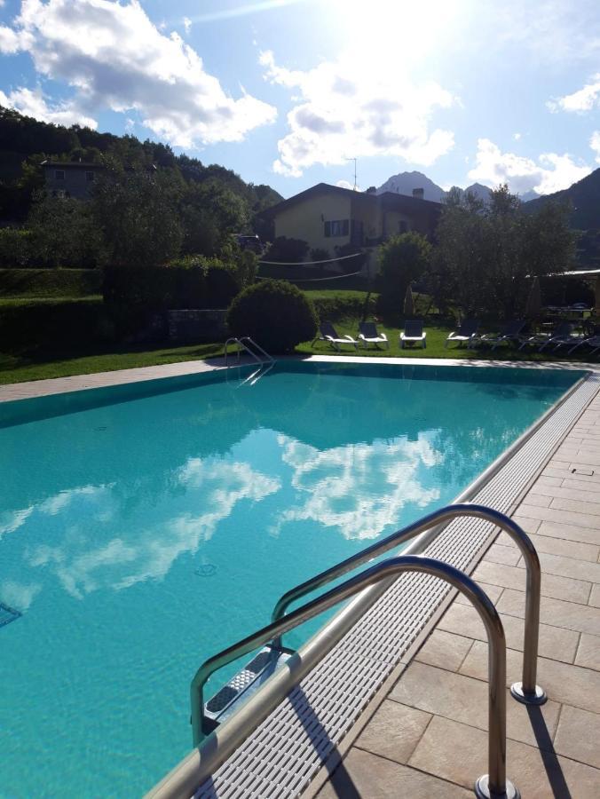 Ferienwohnung Casa Nel Borgo - Il Gufo Tremosine Exterior foto