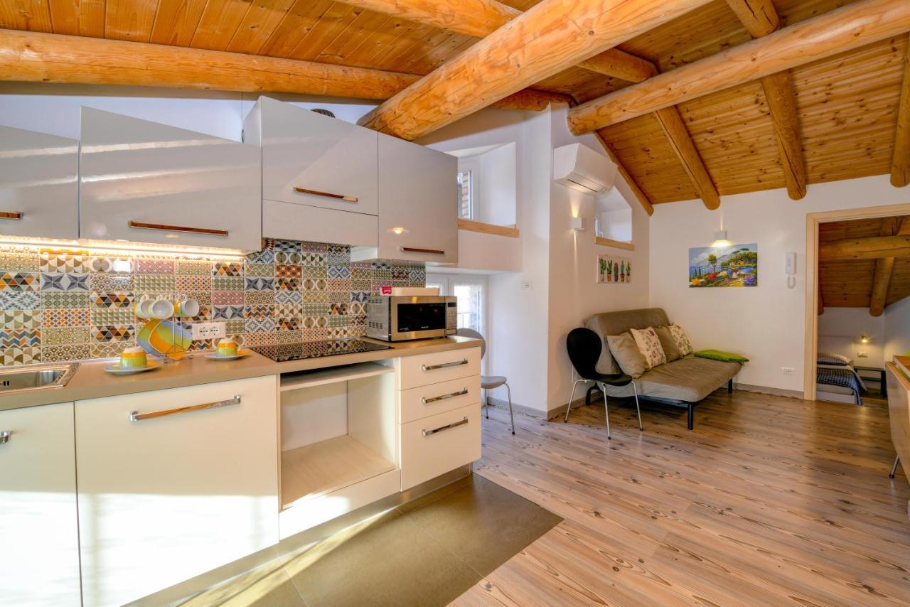 Ferienwohnung Casa Nel Borgo - Il Gufo Tremosine Exterior foto